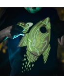 Splat Planet šviečiantys tamsoje marškinėliai, Kosmose